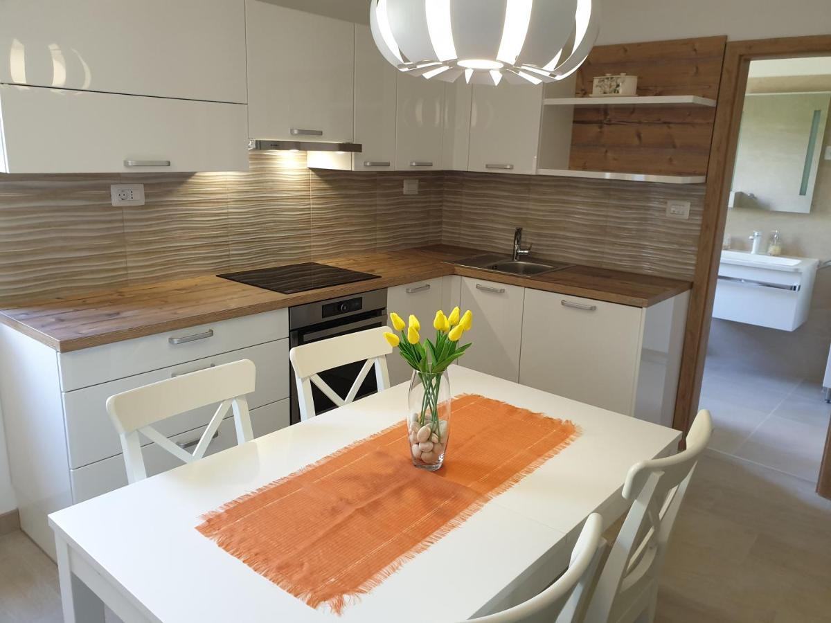 Apartments Stella Apsyrtides Osor Exterior photo